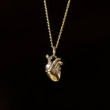 18K GOLD ANATOMICAL HEART PENDANT - Dirty Paradise