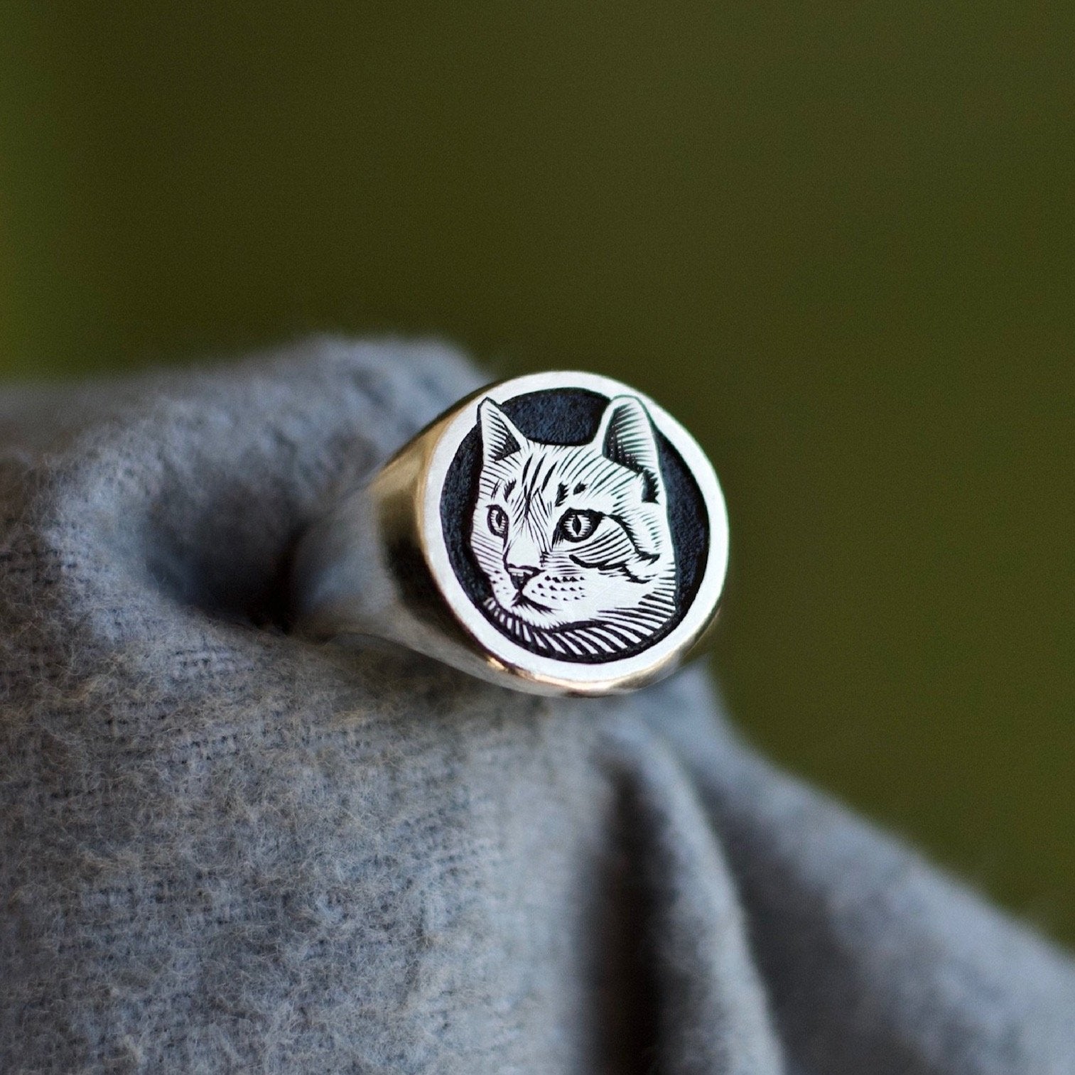 PET PORTRAIT CUSTOM SIGNET RING